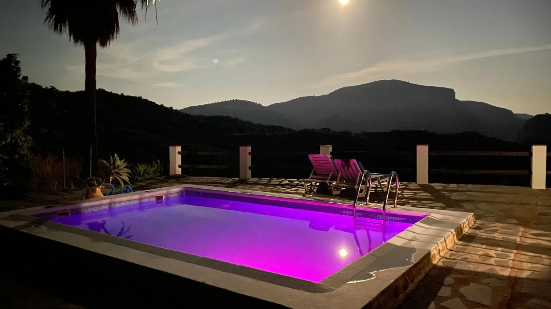 Cortijo Pena Blanca Villa Granada